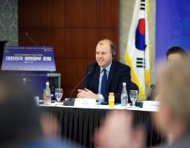 대한민국 열린정부 포럼 회의 관련사진 2 보기
