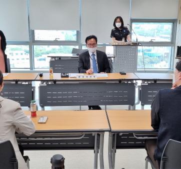 [관세청] 광주세관 혁신 어벤져스 발대식 개최 관련사진2 보기