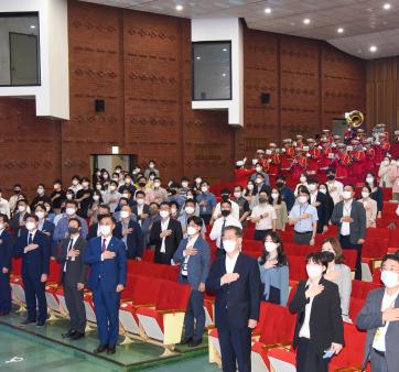 [방위사업청] 제3회 혁신이어달리기 개최 관련사진3 보기
