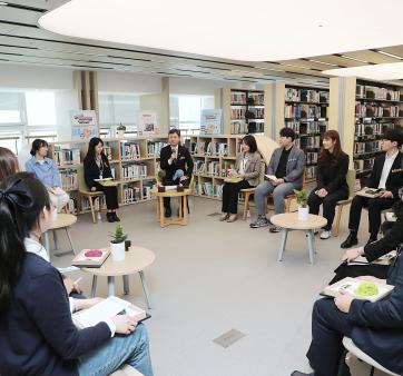 행정안전부 제5기 체인저 발대식 및 소통간담회 개최 관련사진1 보기